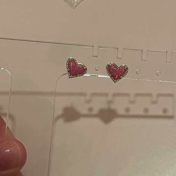 Kendra Scott Pink kyocera opal ari earrings - Picture 3 of 6